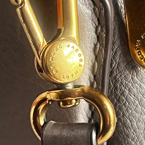 Marc by Marc Jacobs Natalia Classic Cow Leather Cross Body Bag - Picture 10 of 15